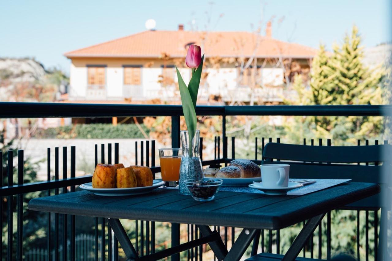 Bluviro Bed & Breakfast Bronte Bagian luar foto