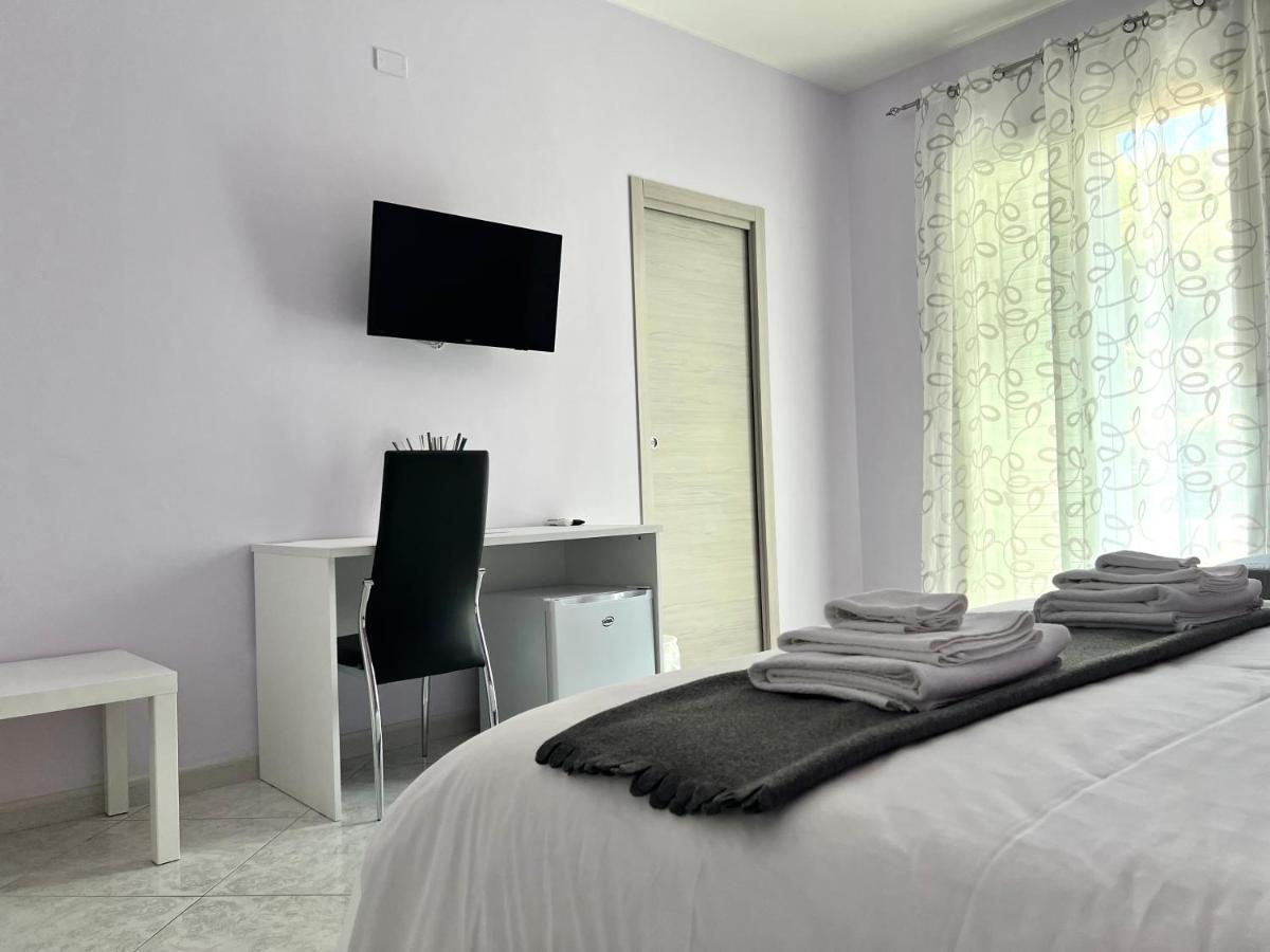 Bluviro Bed & Breakfast Bronte Bagian luar foto